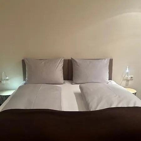 Haus Seerose ריית אים אלפבכטל